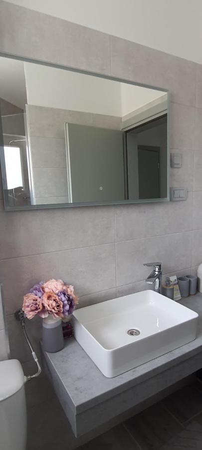 Apartmani Fenestra Tesla I Faust Otočac Exteriér fotografie